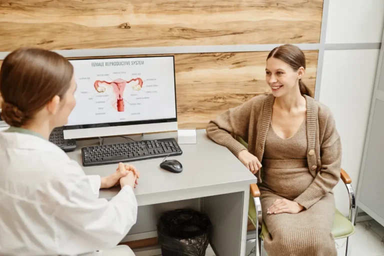 atencion-con-especialistas-en-salud-femenina